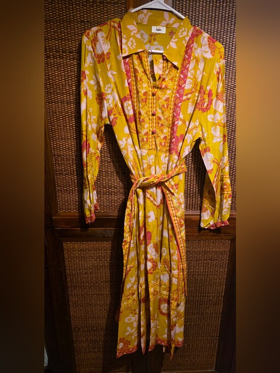 Farylina Dresses & Skirts - Farylina NWOT Large Yellow Floral Button-Front Maxi Dress with Waist Tie Ptp 21